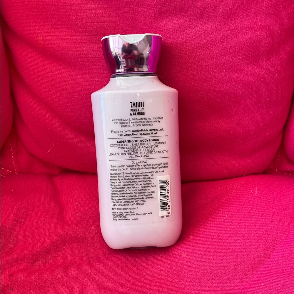 Bath & Body Works Tahiti Pink Lily & Bamboo Lotion - Pink & Silver Cap - Picture 2 of 3